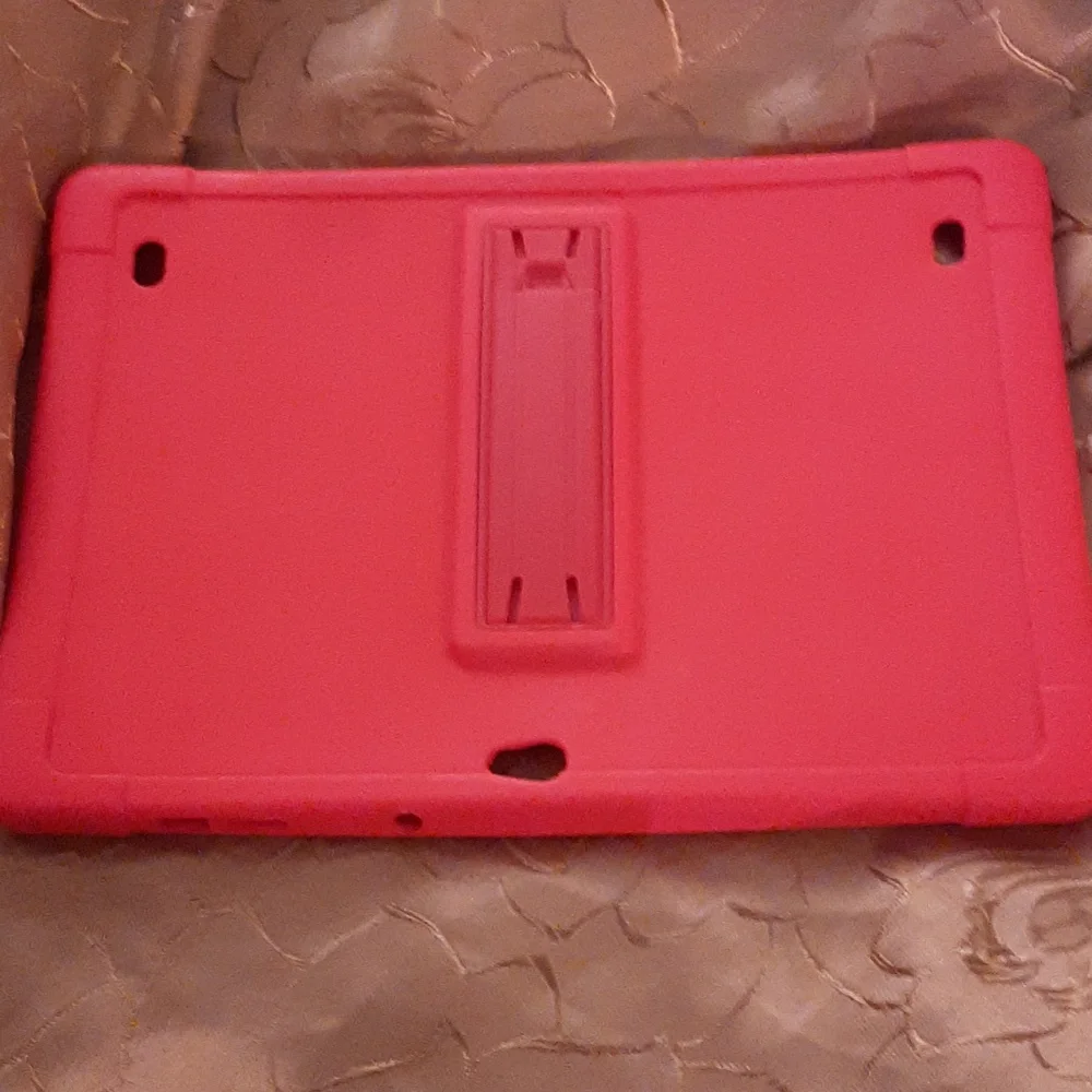 🎮Red Silicon Tablet Case- Like New🕹